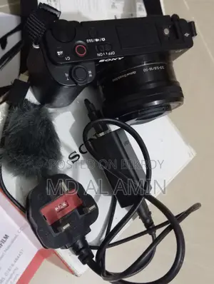 সনি জেডভি-ই১০