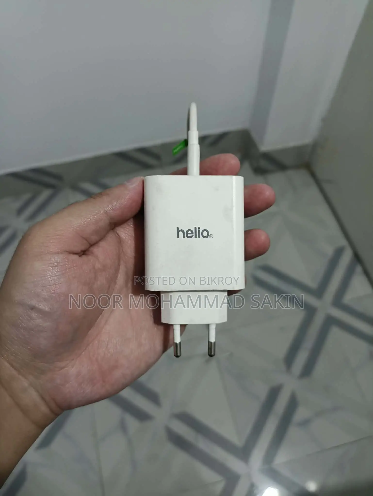 Helio 90 128 GB White