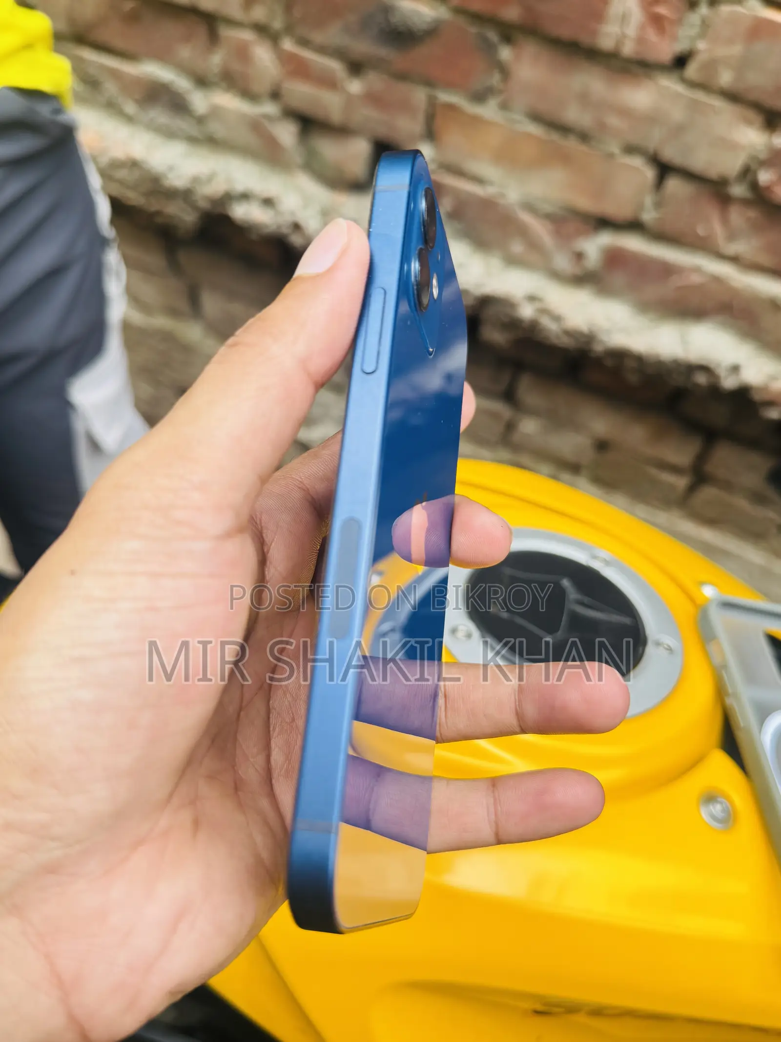 অ্যাপল আইফোন ১২ ৬৪ জিবি ব্লু