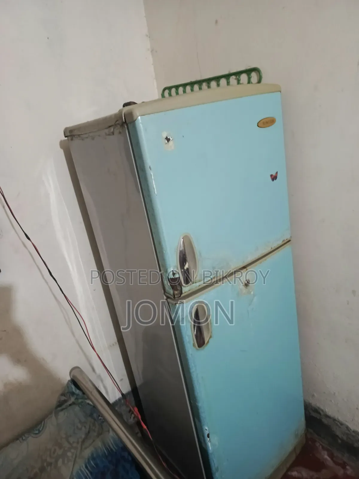 Singer Fridge