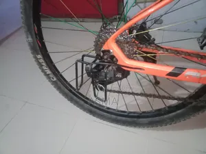 New bicycle used for 1 month, negotiable