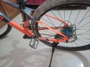 New bicycle used for 1 month, negotiable
