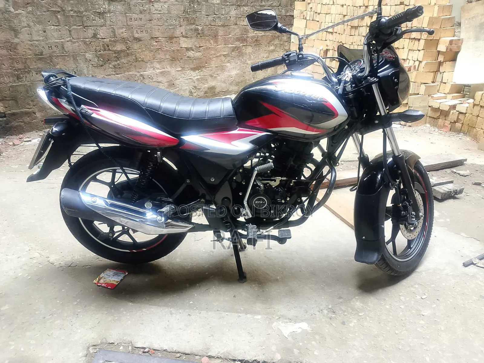 Bajaj Discover 125 2024 Black