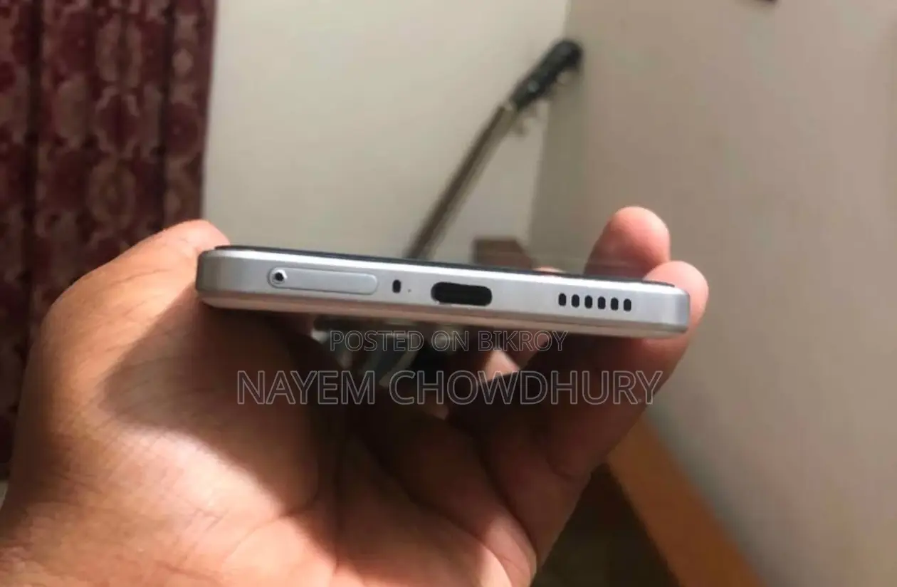 iQOO Z9 256 GB White