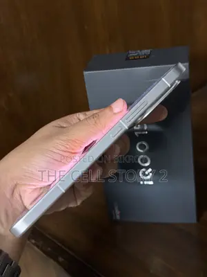 iQOO 15 512 GB White