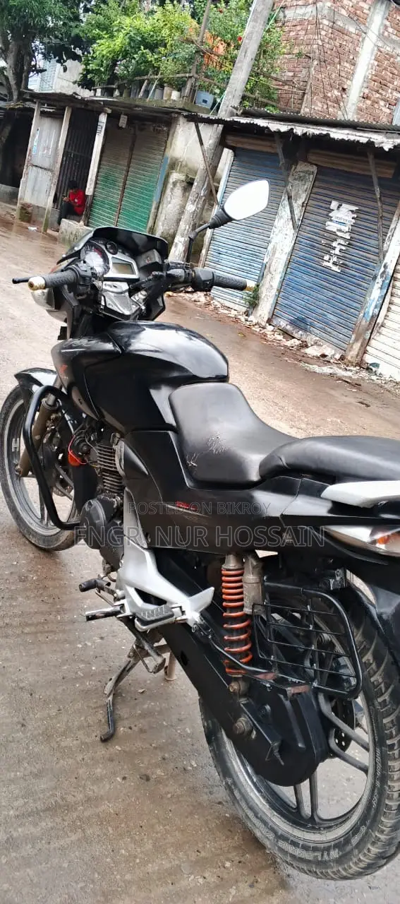 Hero 2010 Black