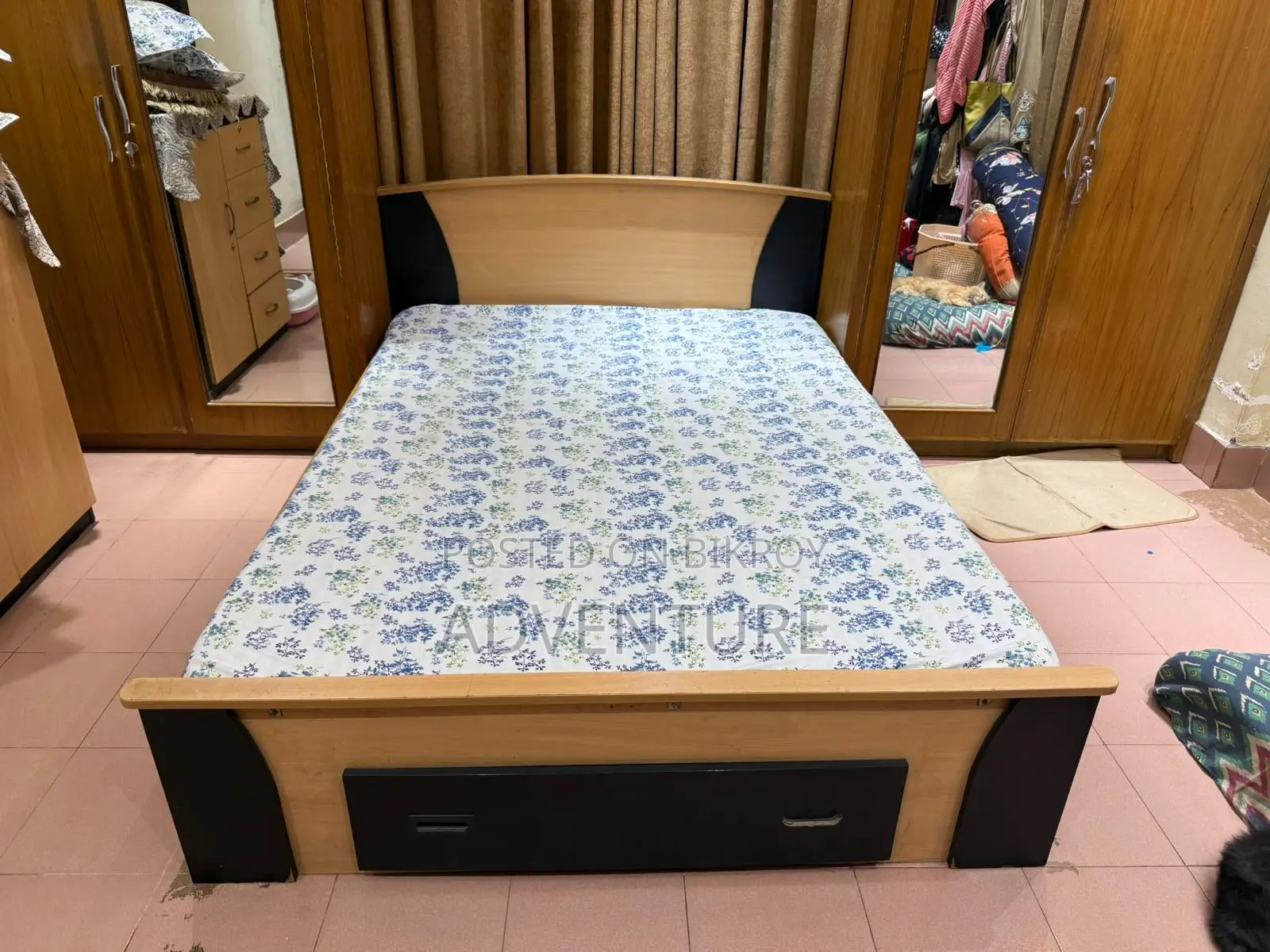 Well Condition Furniture. Full Package.