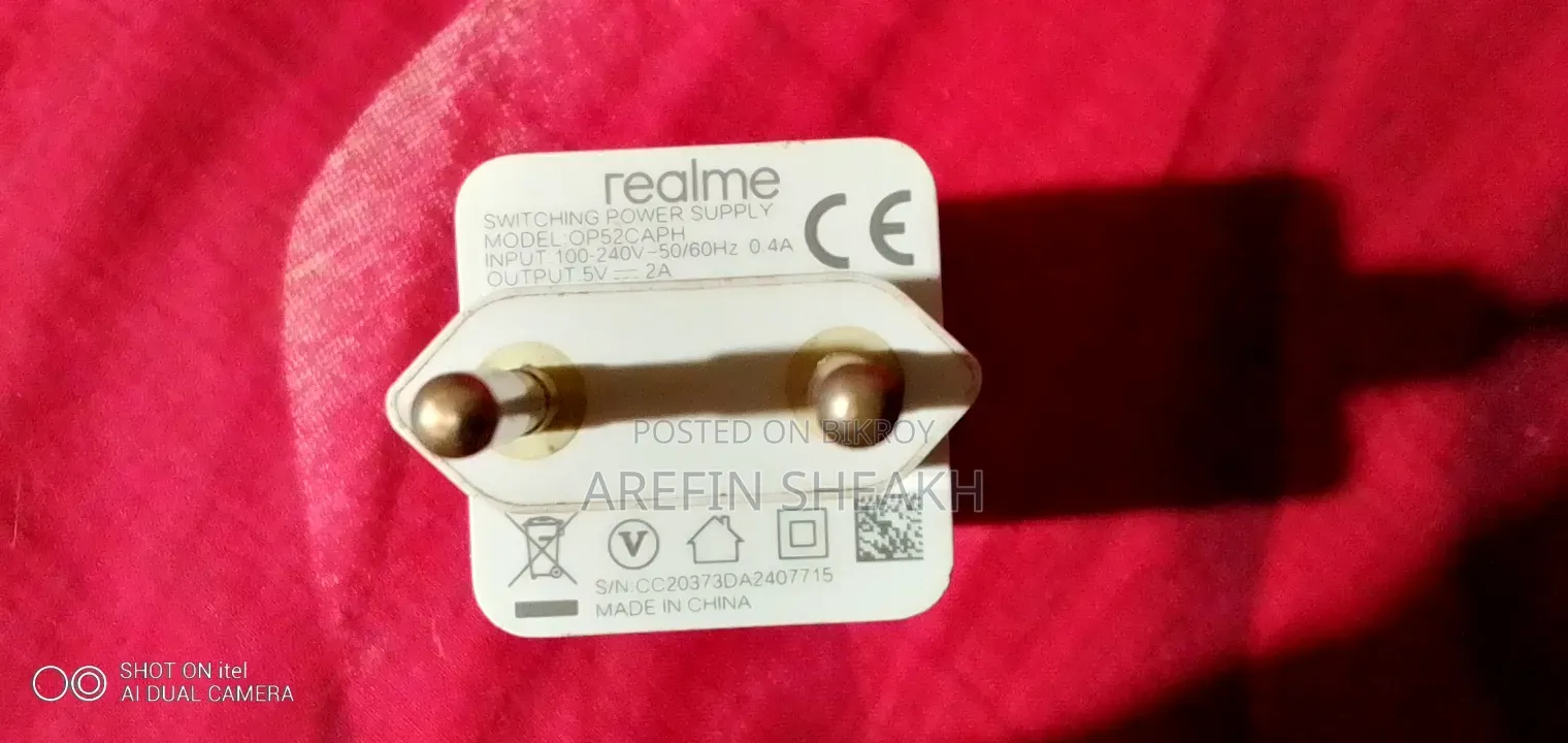 রিয়েলমি অ্যাডাপ্টার