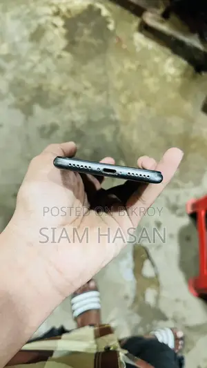 Apple iPhone 8 64 GB Black