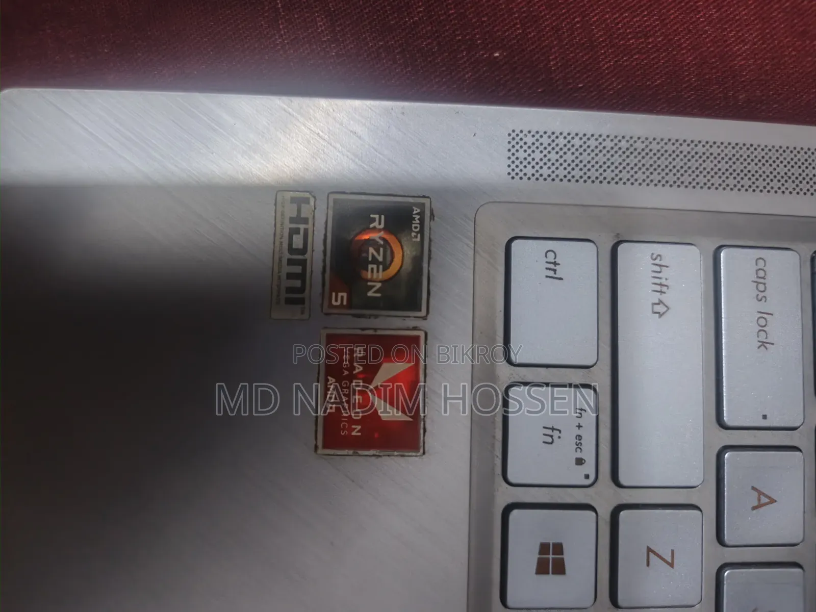Laptop Asus U20A 8GB AMD Ryzen 5 SSD 512GB