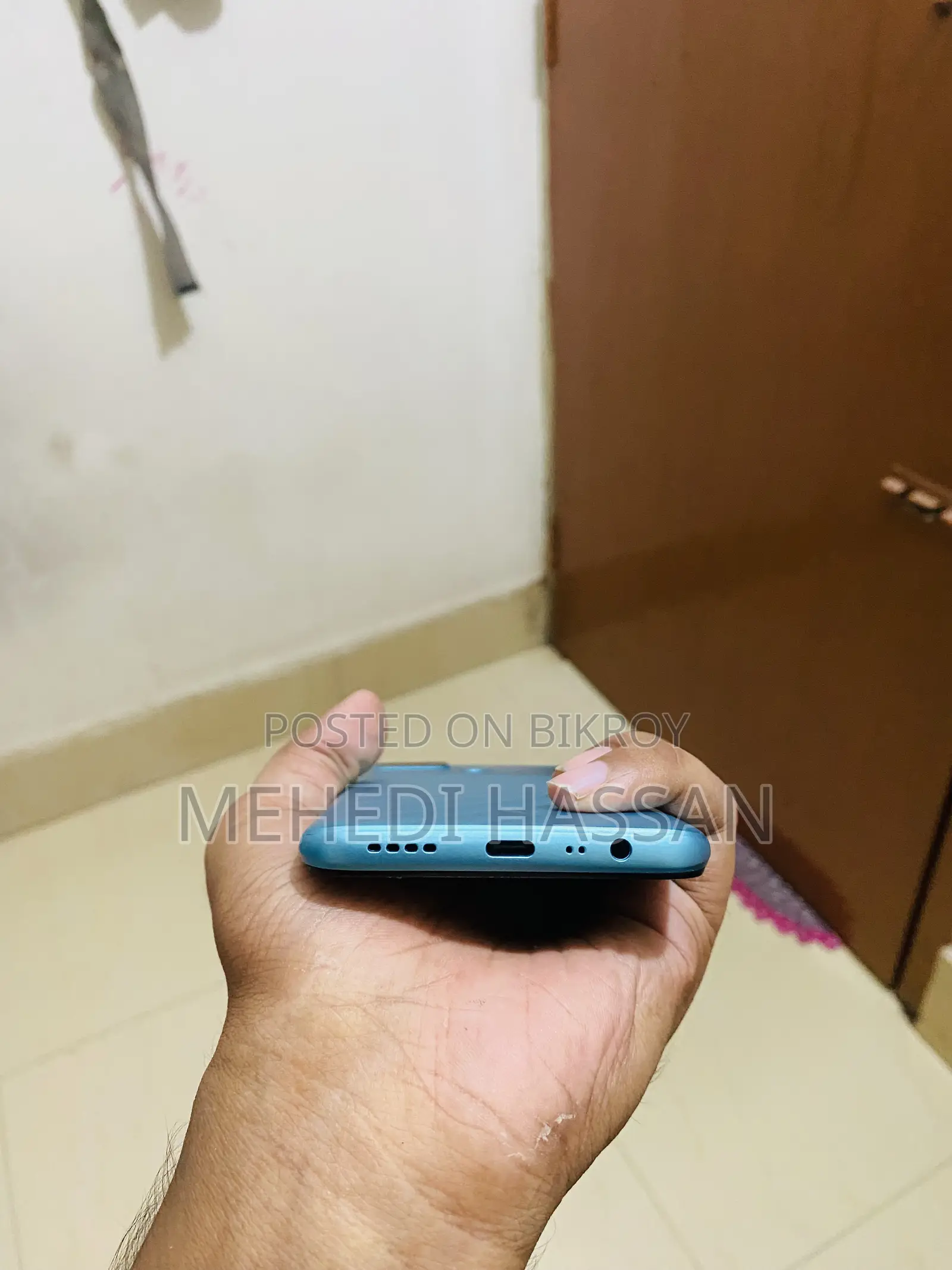 রিয়েলমি ৬৪ জিবি