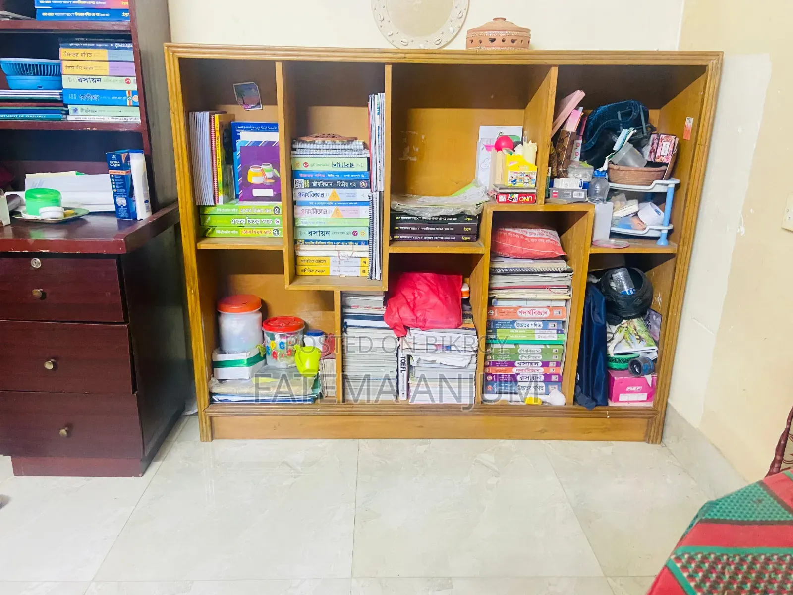 For Sale: Multi-layer Wooden Study Or Showpiece Rack.