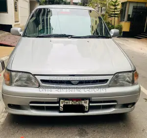 Toyota Starlet Glanza 1995 Gold