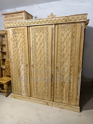 চিটাগাং সেগুন কাঠের আলমারি