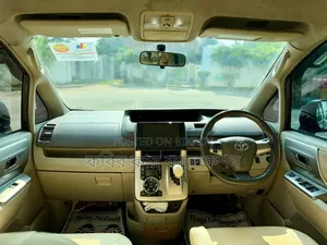 Toyota Noah 2011 Black