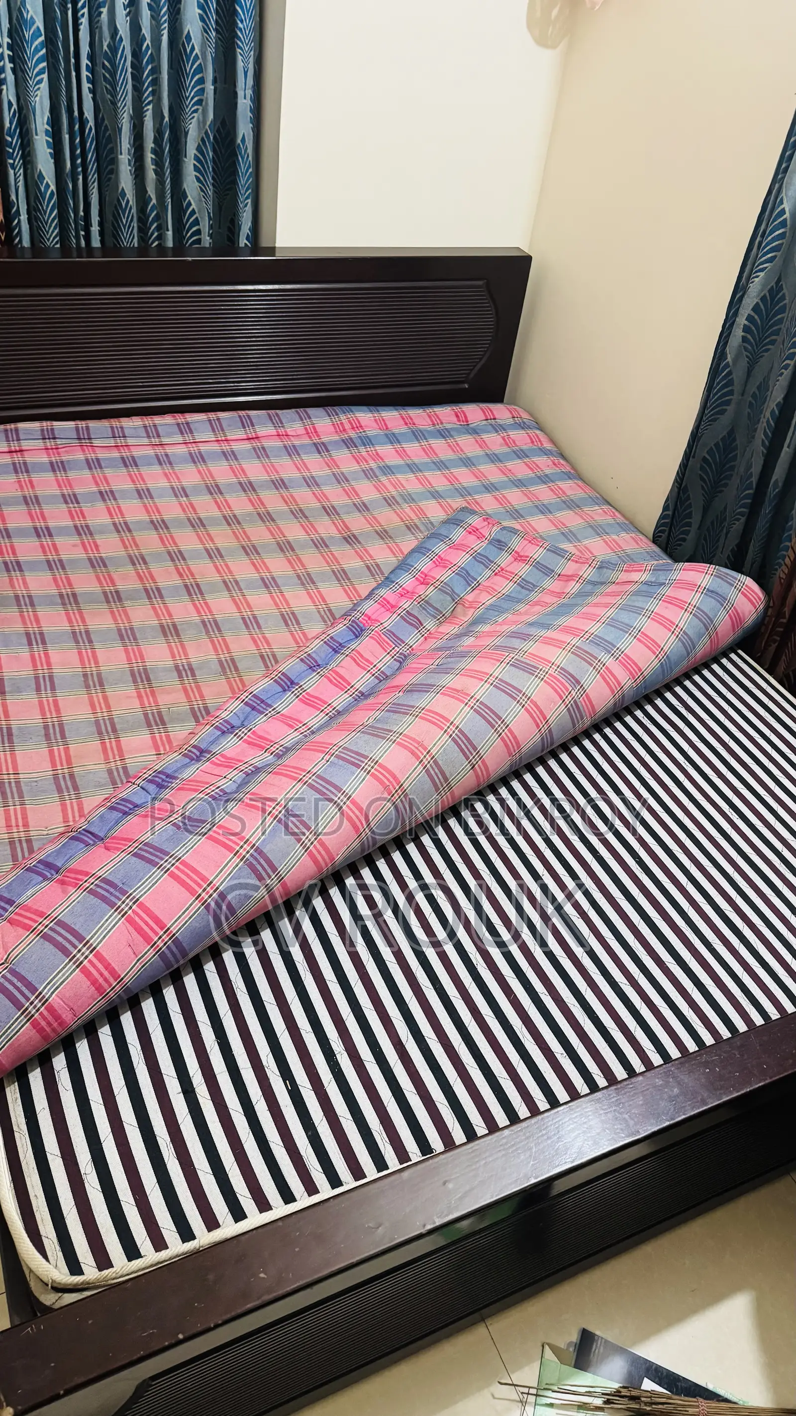 Family Size Bed for Sale With Metrics