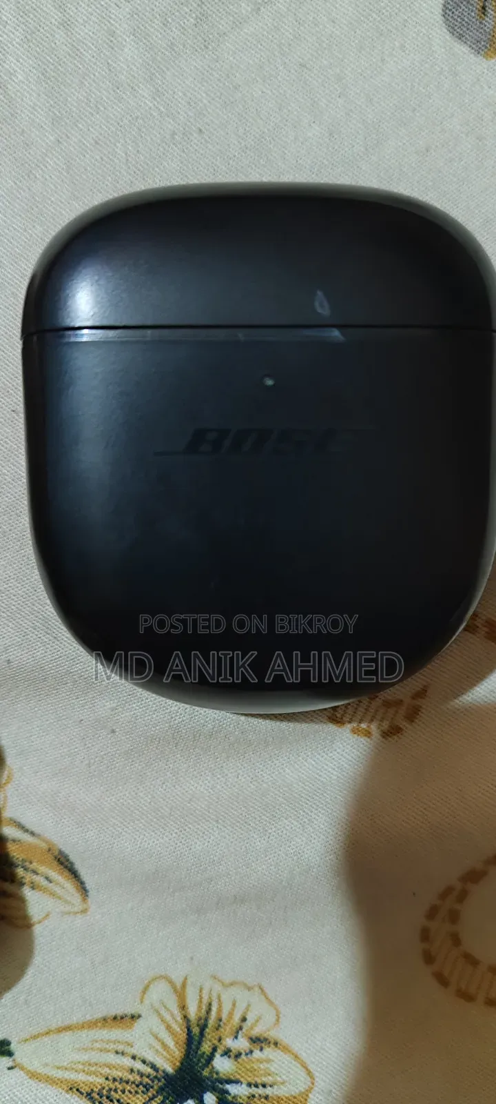 Bose Earbuds, no issues, bought from Saudi for 1100 Riyals