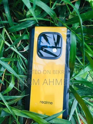 New Realme 128 GB Yellow