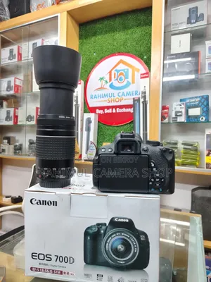 Canon EOS 700D with 75-300mm Zoom Lens Full Fresh Like New Condition