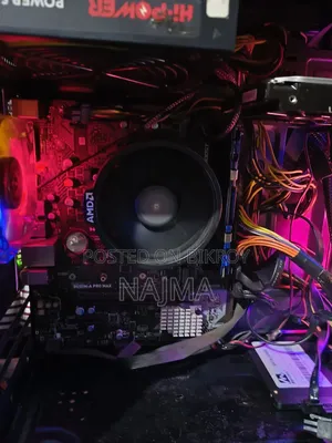 Desktop Computer MSI Model 16GB AMD Ryzen 5 HDD+SSD 16 GB