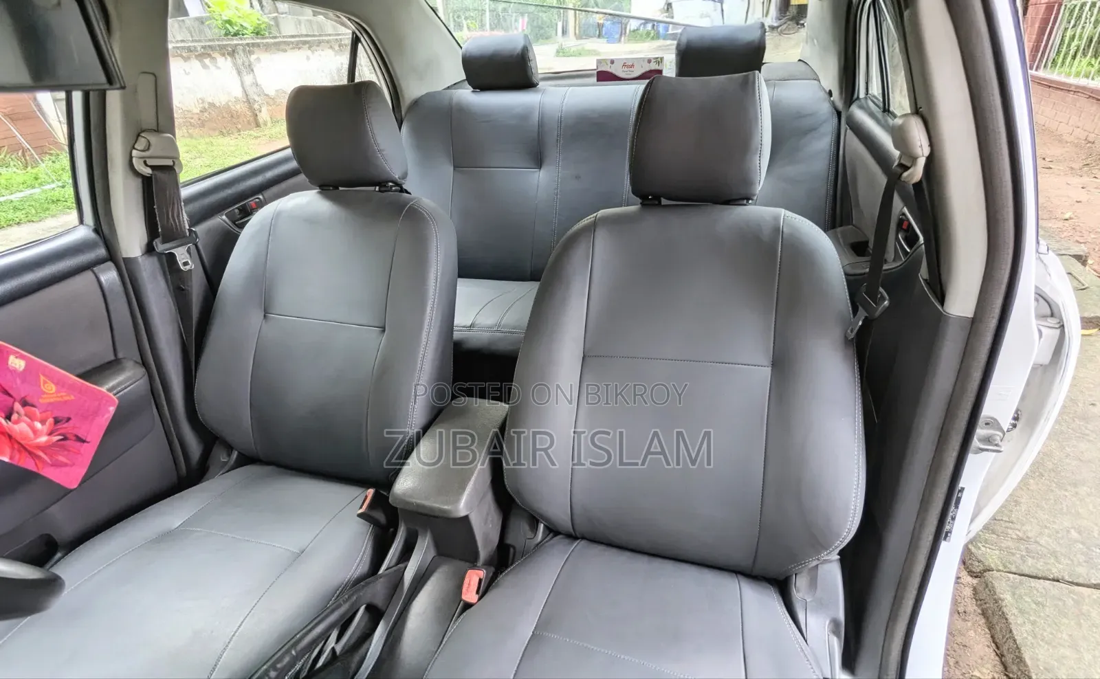 Toyota Corolla Sedan 2004 White
