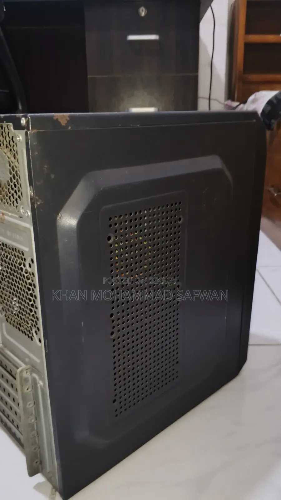 Gigabyte GA-H110MSTX-HD3-ZK 4GB Intel Core i3 SSD 256GB