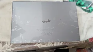 Laptop 8GB Intel SSD 256GB