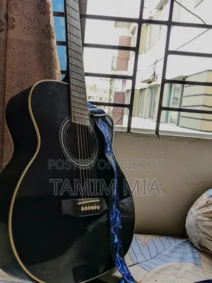 Perfect condition guitar