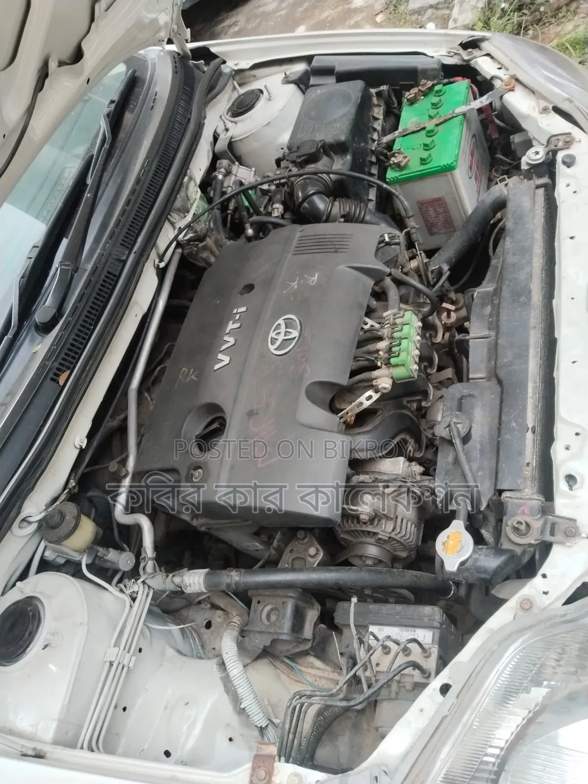 Toyota Corolla 2002 White