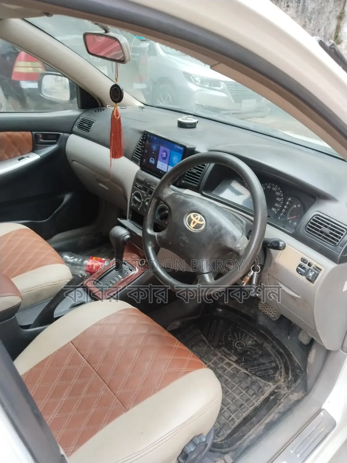 Toyota Corolla 2002 White