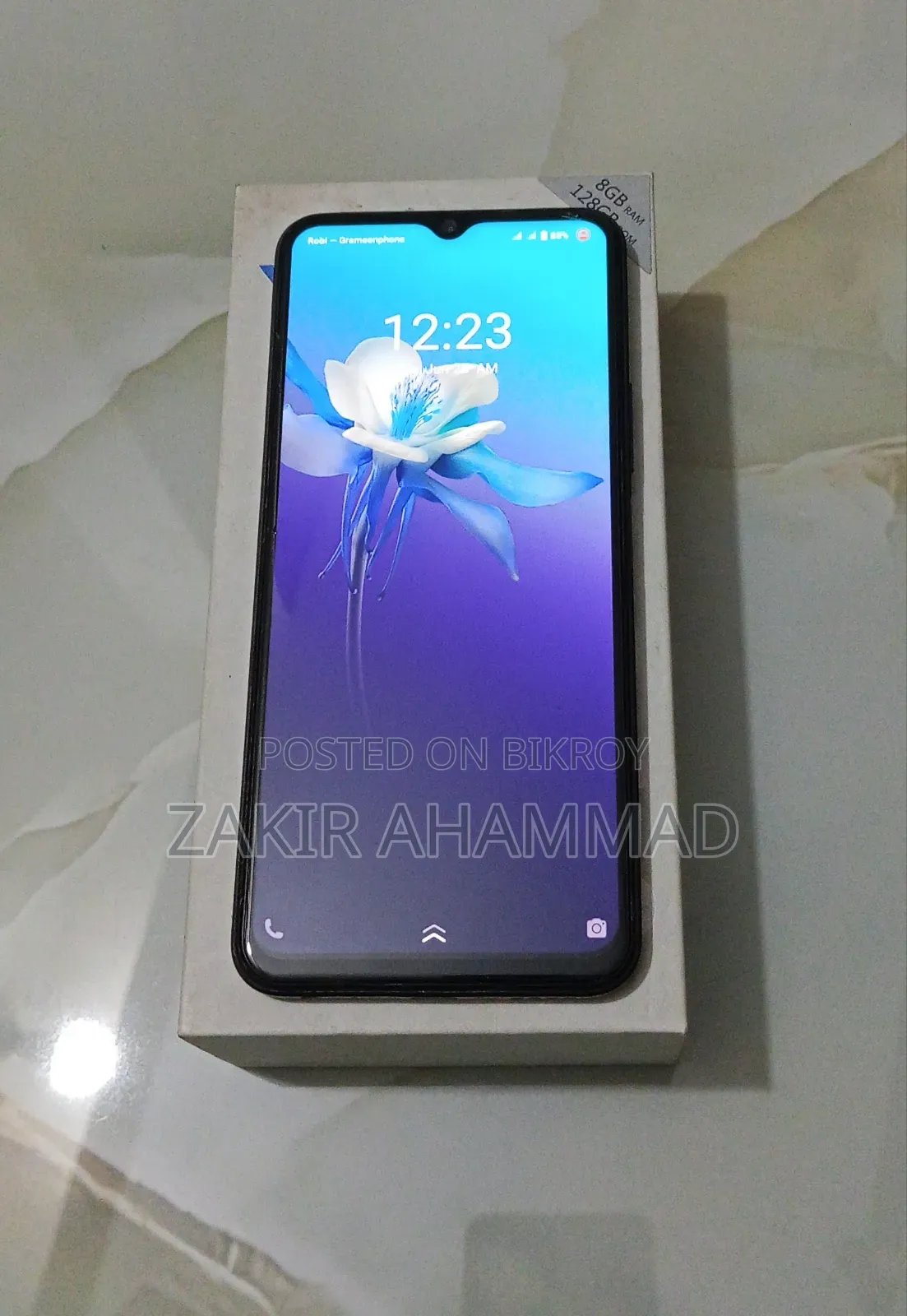 Vivo Y33s 128 GB Black