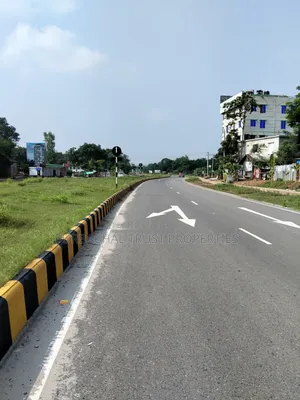 পূর্বাচল জলসিড়ি ১০০ ফিট রাস্তায় ৩৫ কাঠা জমি মিক্রি