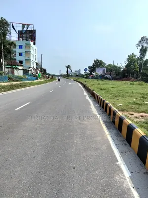 পূর্বাচল জলসিড়ি ১০০ ফিট রাস্তায় ৩৫ কাঠা জমি মিক্রি