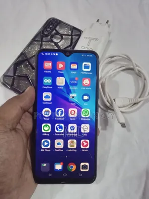 Vivo Y11 32 GB Blue