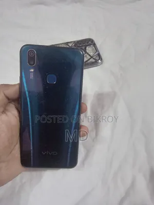 Vivo Y11 32 GB Blue