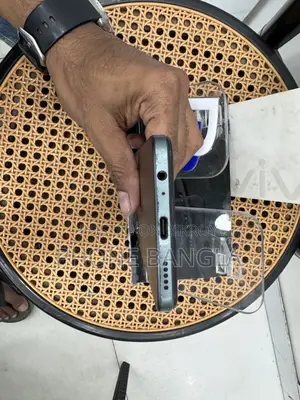 Vivo Y17s 128 GB Blue