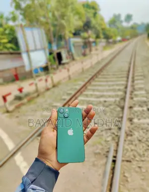 Apple iPhone 13 128 GB Green