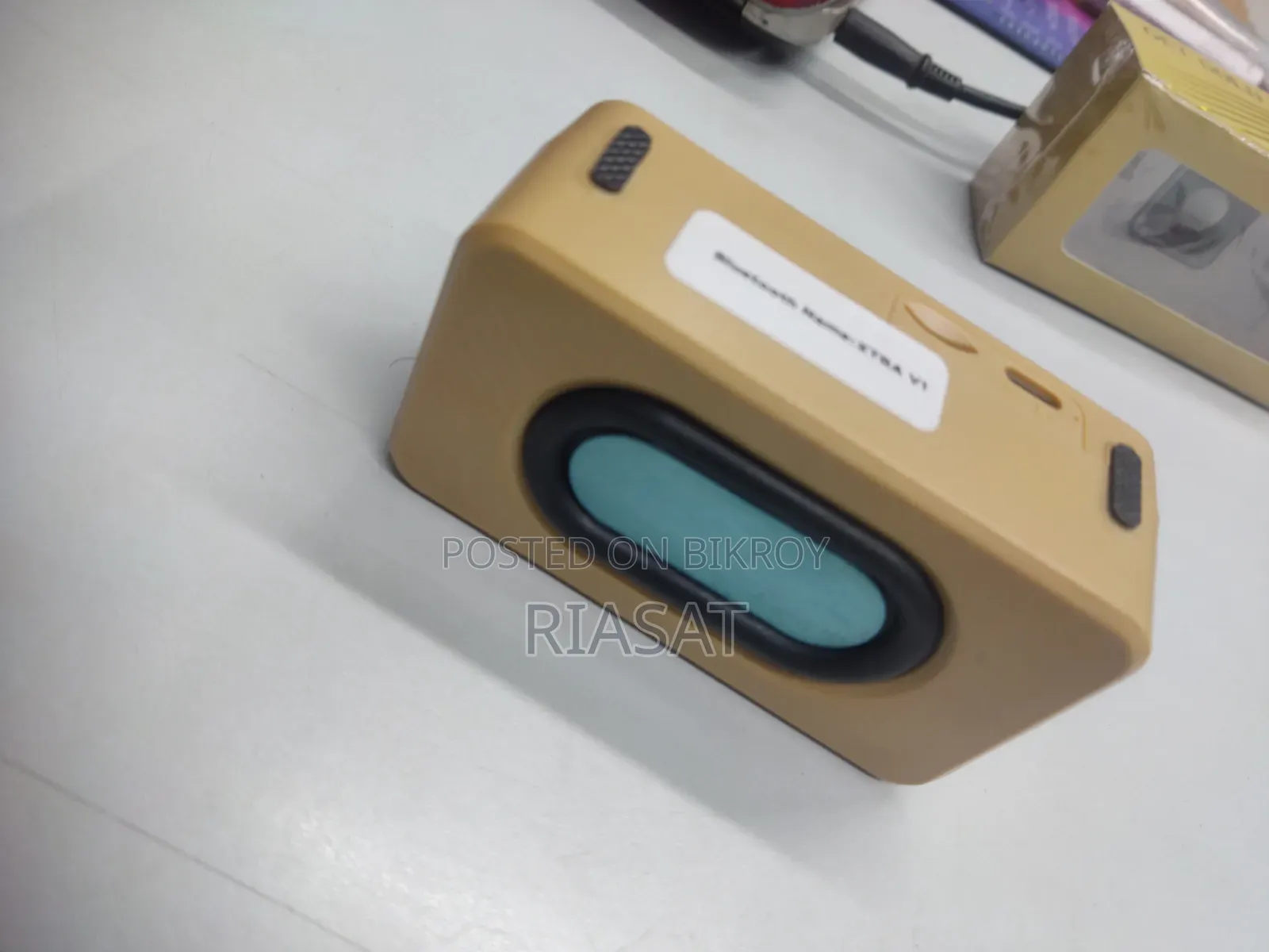 Xtra V1 Mech Small Steel Gun Bluetooth Speaker (Rgb Light)
