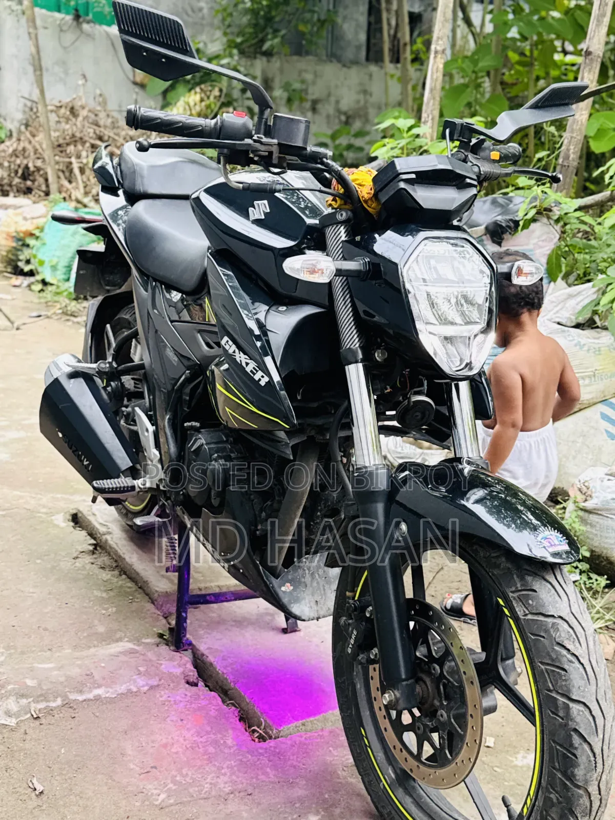 New Suzuki 2024 Black