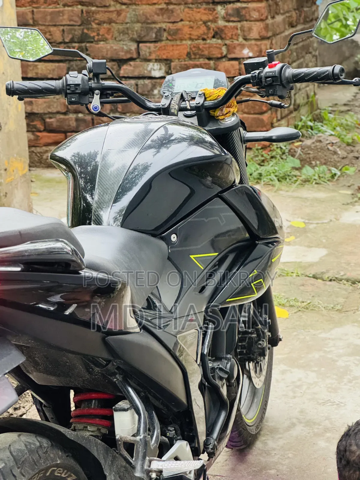 New Suzuki 2024 Black