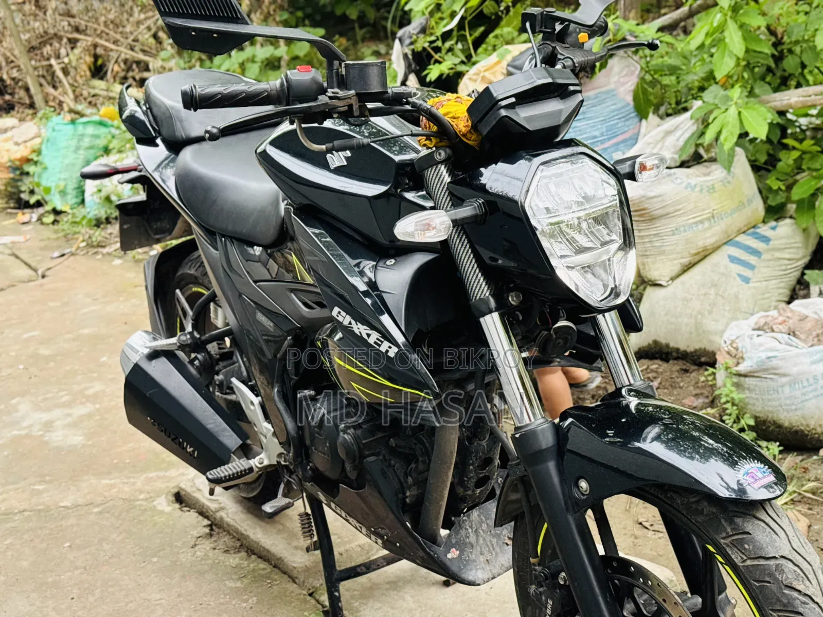 New Suzuki 2024 Black