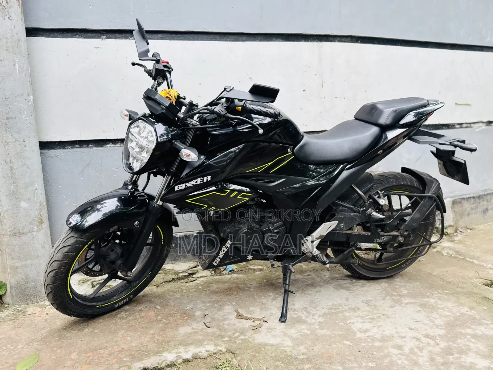 New Suzuki 2024 Black