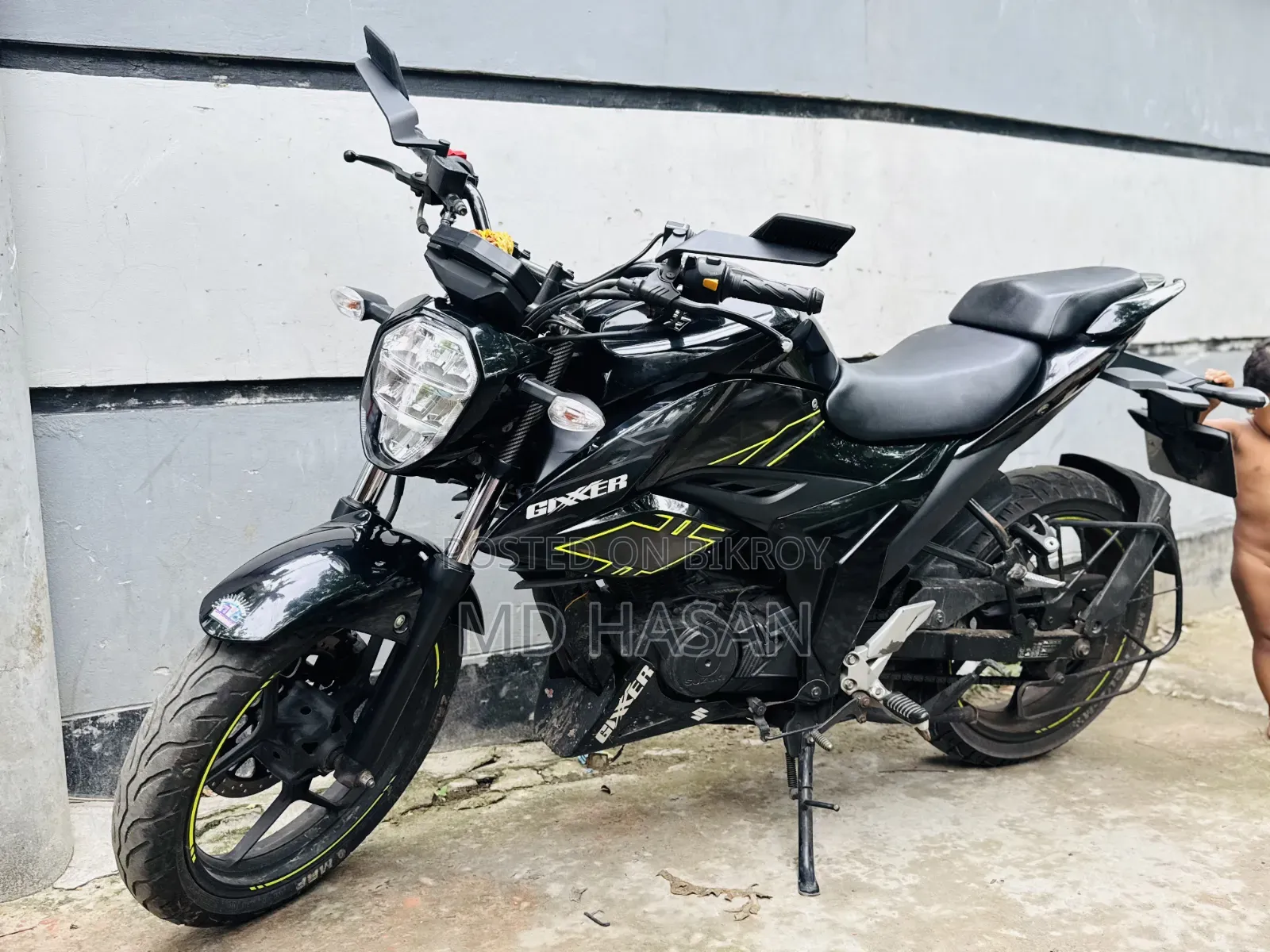New Suzuki 2024 Black