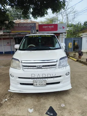 Toyota Noah 2007 Pearl