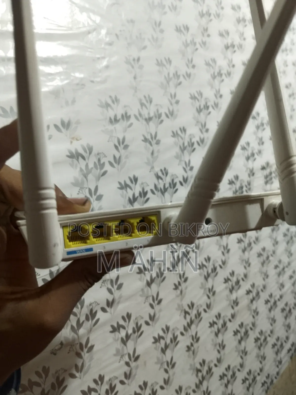 Router Tenda F3