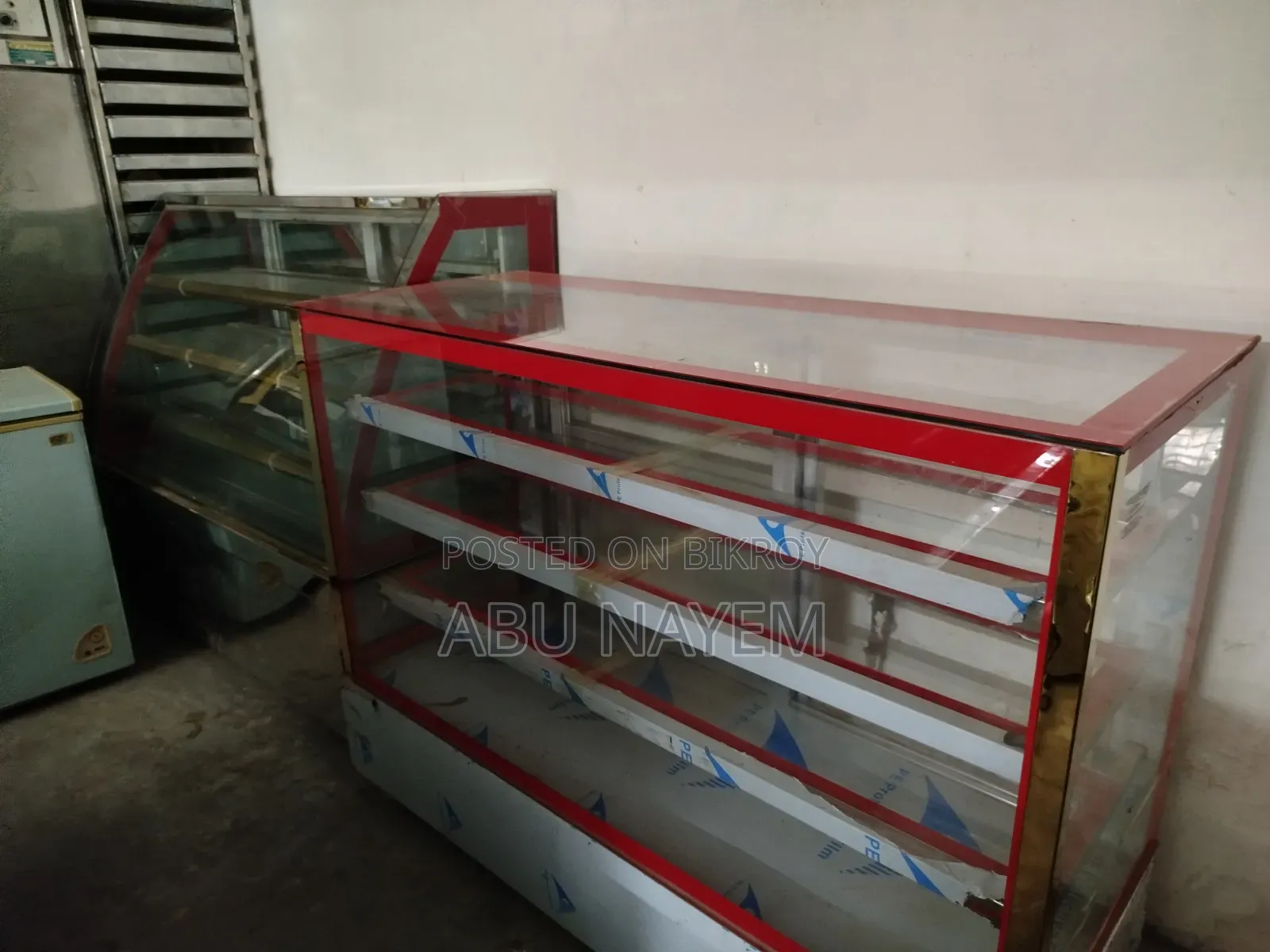 চিলার ফ্রিজ, কমার্শিয়াল ওভেন,এসি, কমার্শিয়াল সকল এক দোকানে