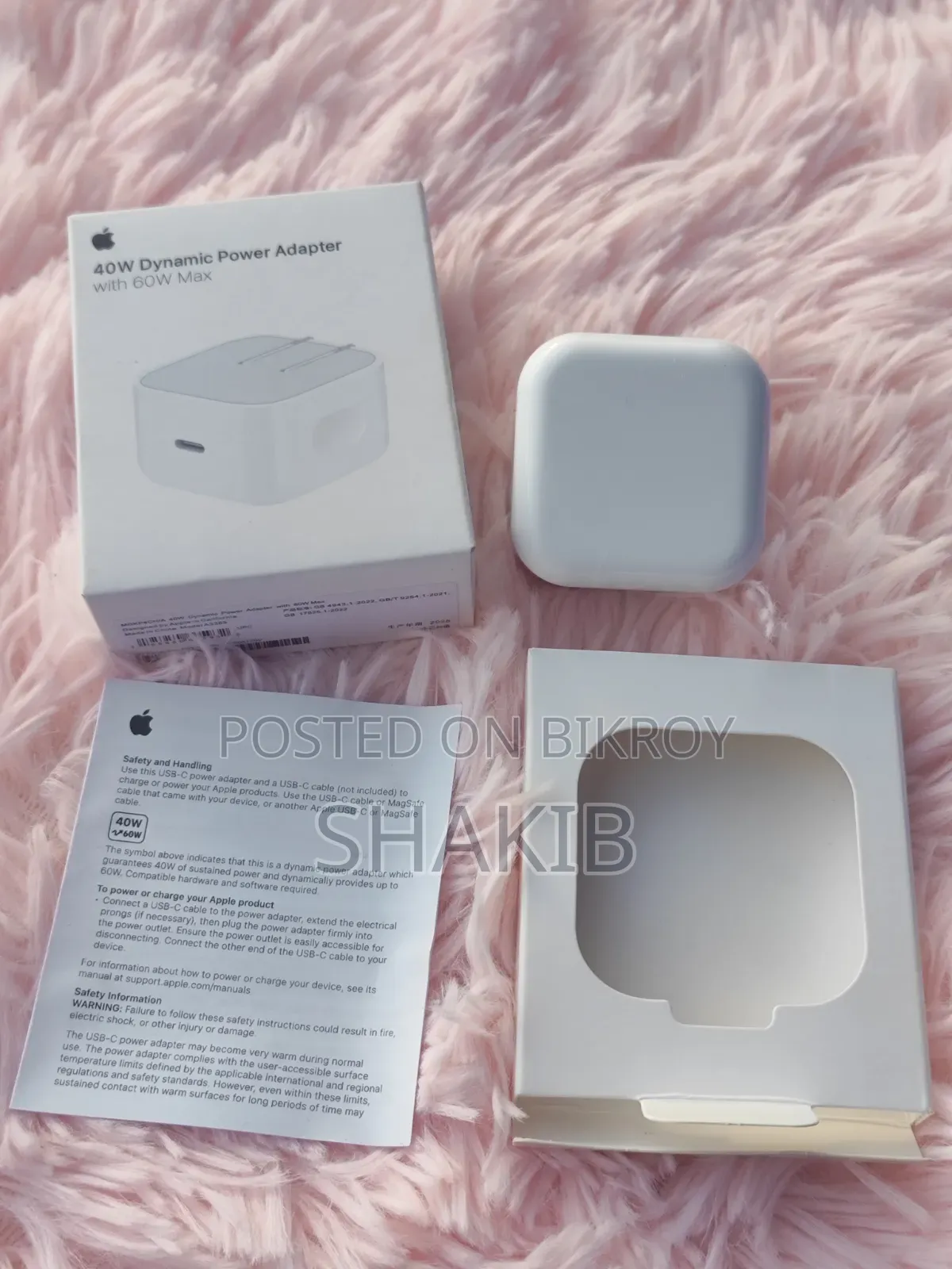 Apple 40w Original Adapter iPhone 16 Pro Max Box Pulled Cable