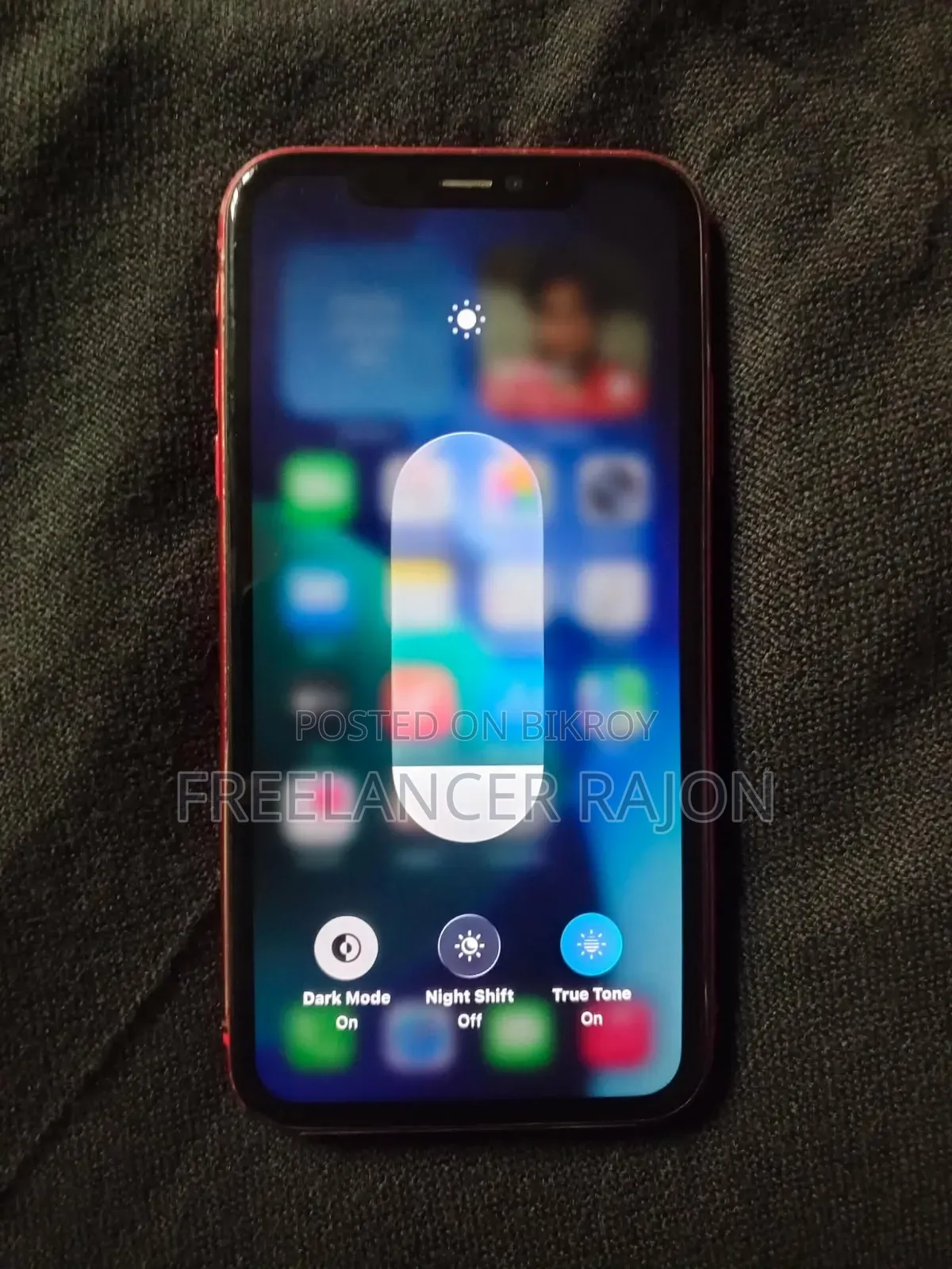 অ্যাপল আইফোন ১১ ৬৪ জিবি রেড