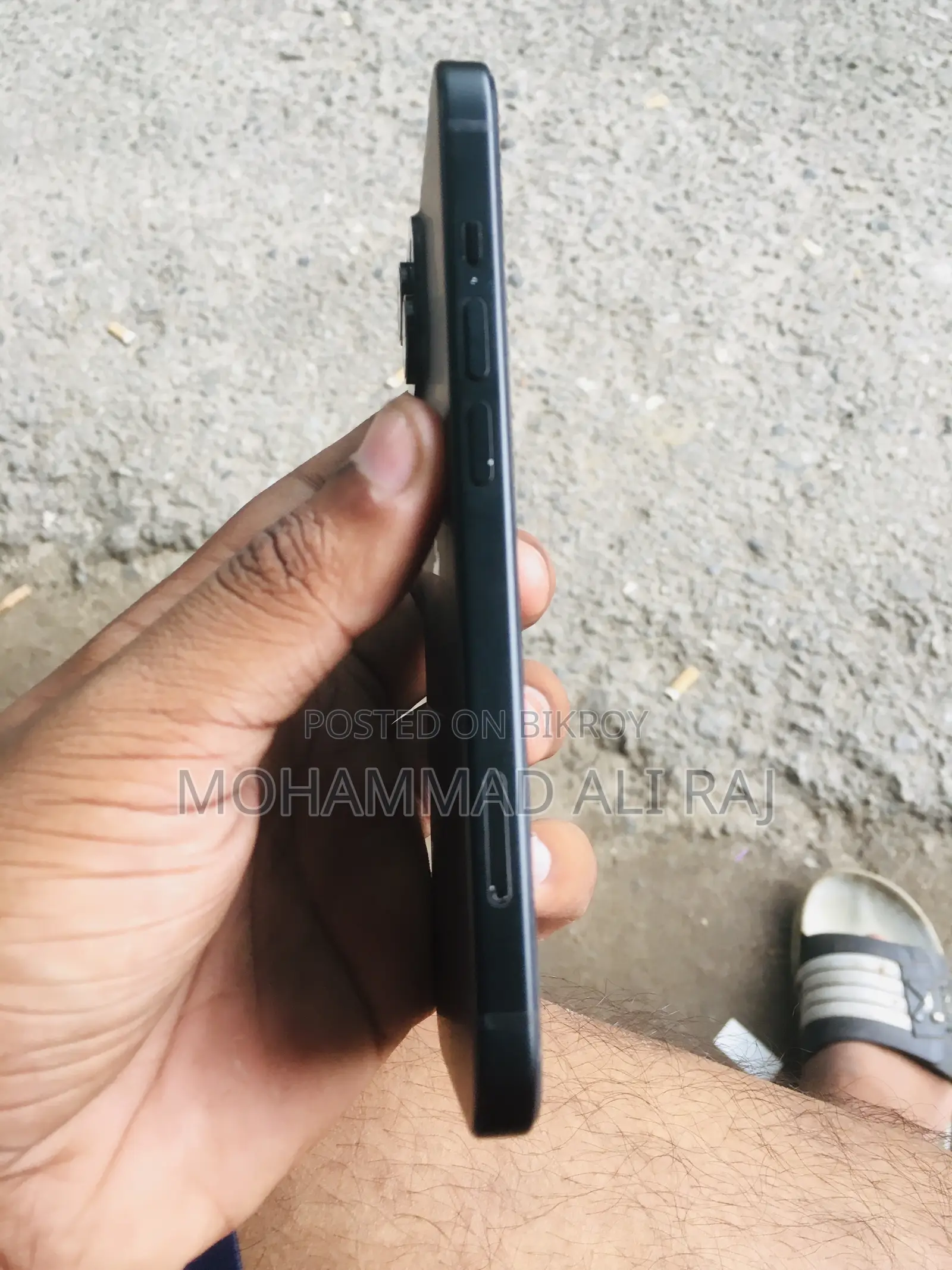 New Apple iPhone 15 128 GB Black
