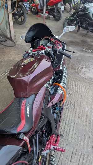 Suzuki GSX-R150 2019 Yellow
